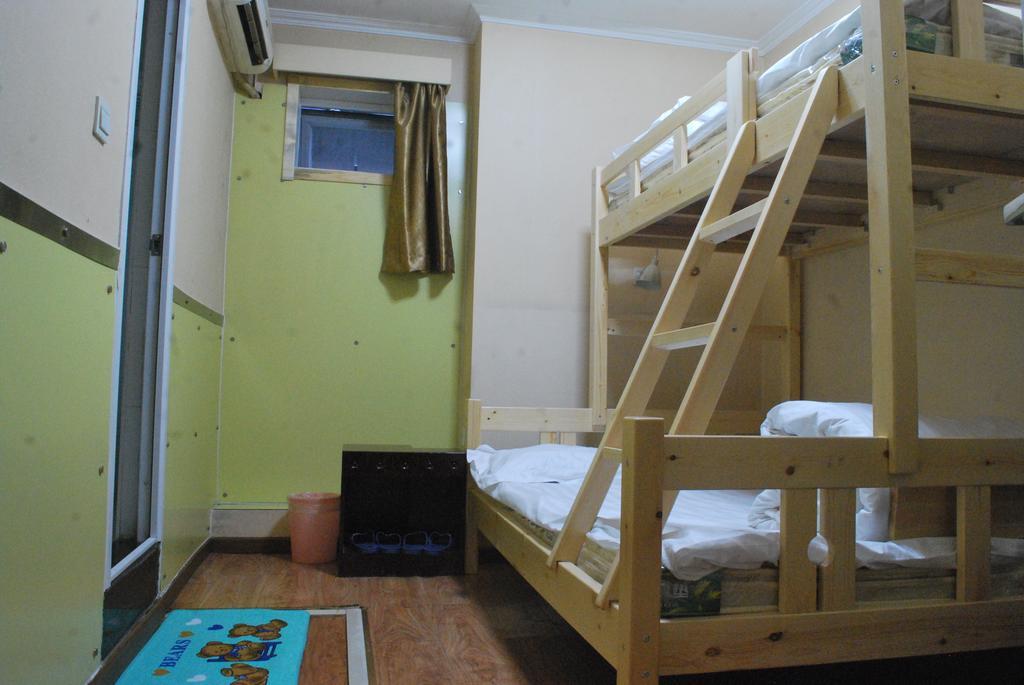 Beijing Sunrise Hostel Gulou Branch חדר תמונה